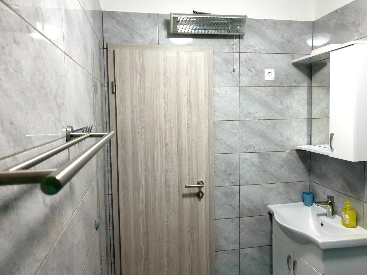 Apartment Mon Cheri-Located In A Quiet Neighbourhood Near Beaches Free Parking Pula Exterior foto